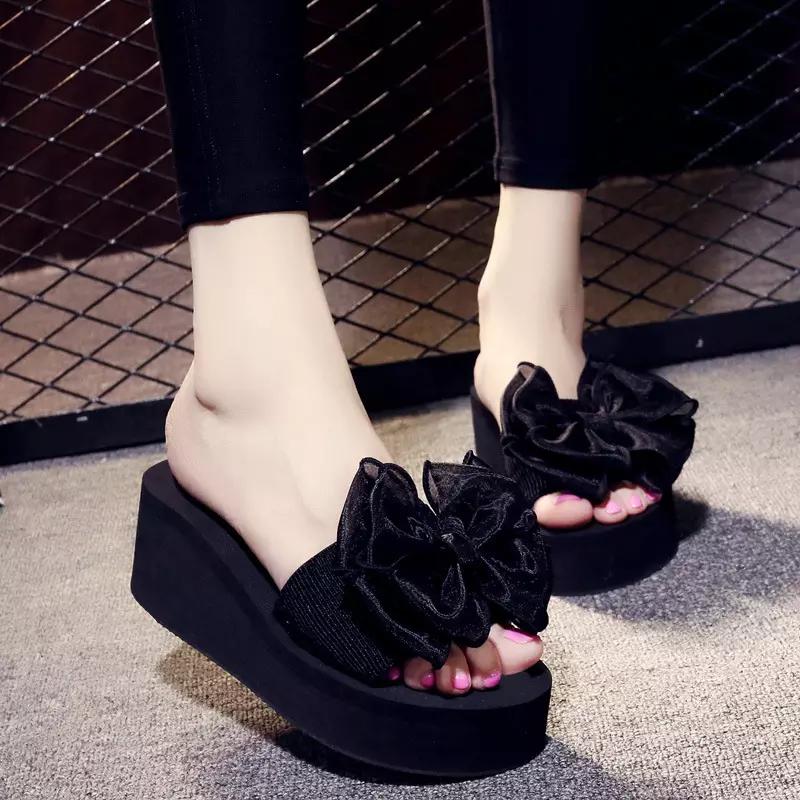Trendy flipflops style 2582 2 to 2.5 inches high slippers