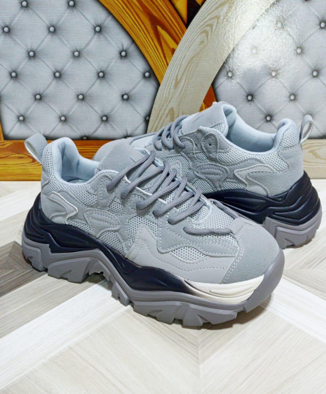 Platform chunky fashion sneakers 2.5 inches shoes