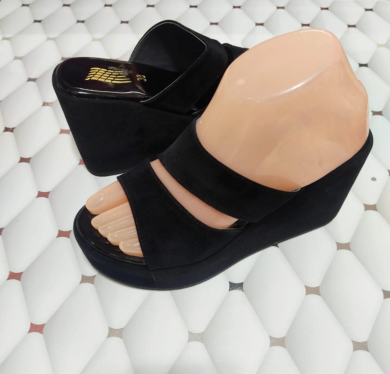 New cross style straps high wedge 4 inches slipper