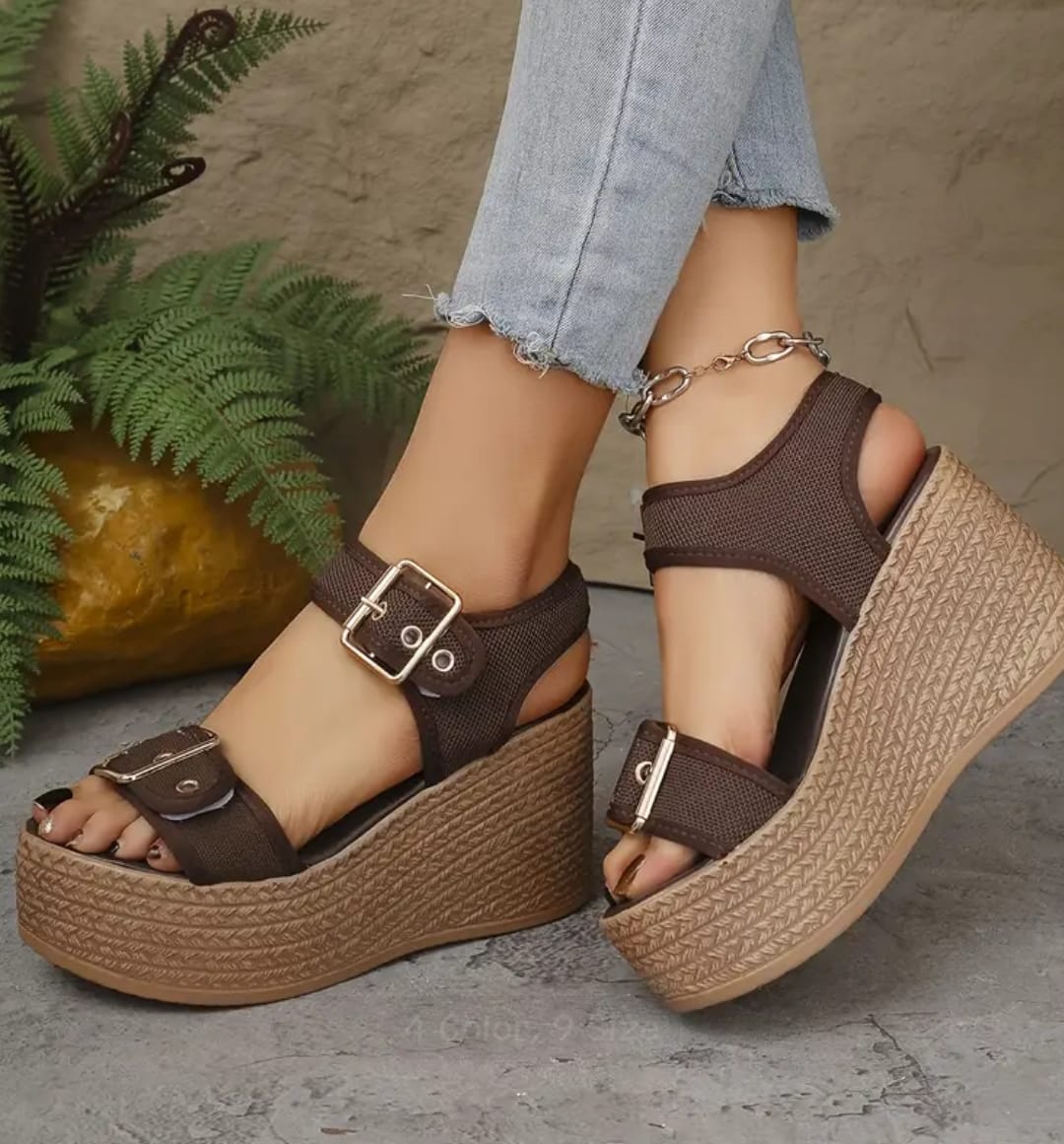 WOMEN FASHIONABLE PLATFORM SANDAL WITH BUCKLECLOSURE 3.5 INCH HEEL 2948