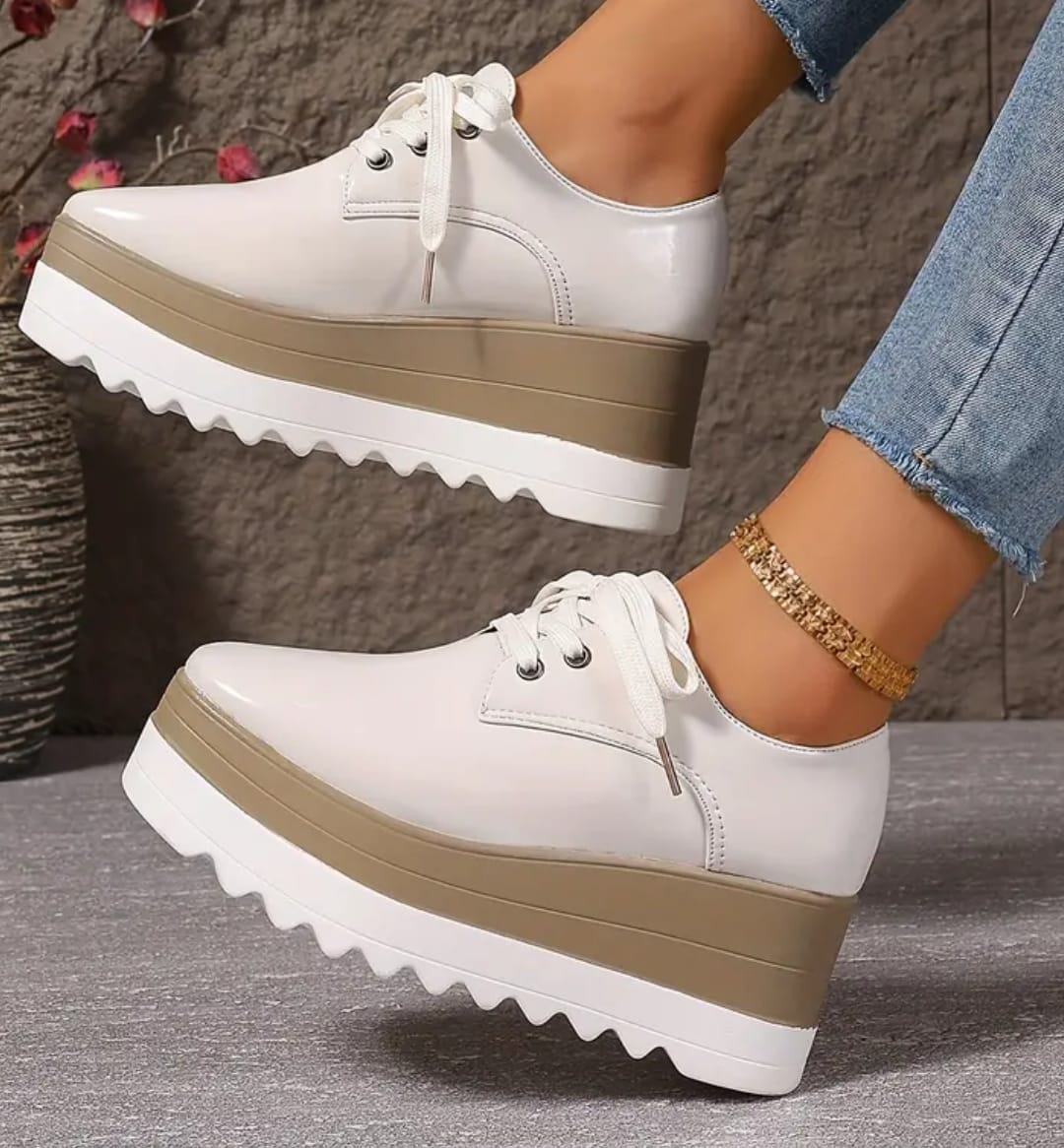 British style square toe light weight thick sole platform 3 inches high heel 2993