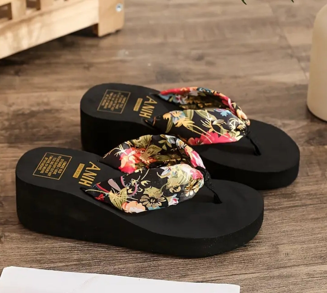 Floral print stylish wedge flipflop 2 inches slipper
