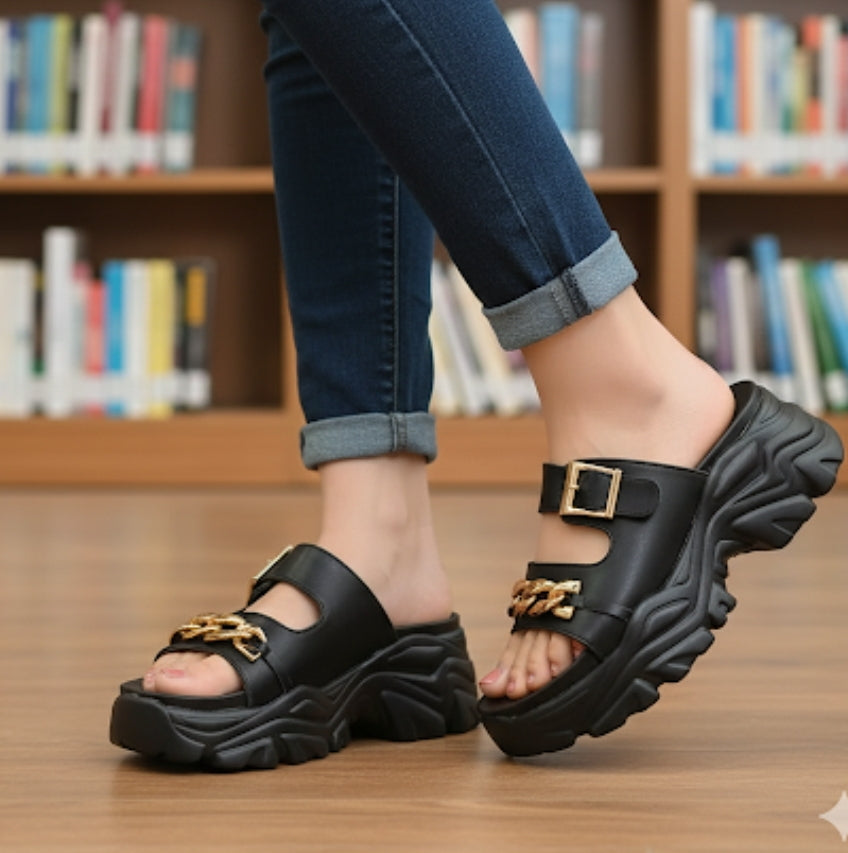 Flat sole chunky style 3 inches high slipper