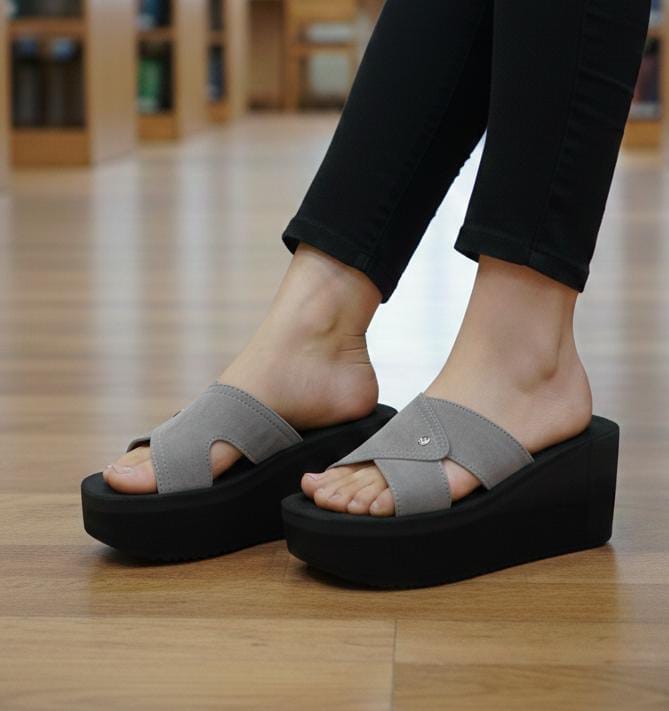 Thick sole casual suede upper flipflop 3 inches high slipper 3033 KHI-AD