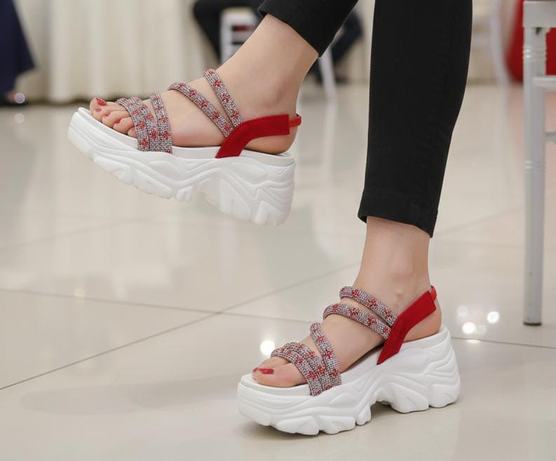Rhinestone stylish straps mesh upper 3 inches sandal
