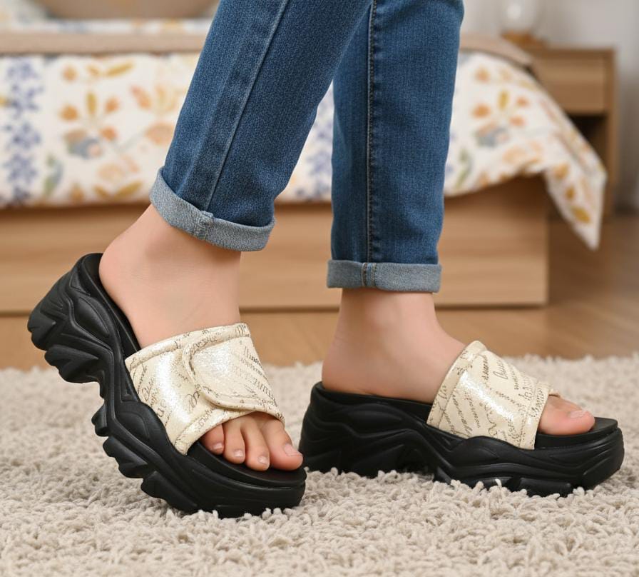 Casual high wedge china sole 3 inches slipper