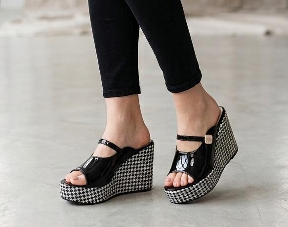 Modern houndstooth classic platform wedges mules 3061