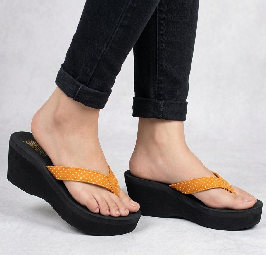 Retro polka dot printed wedge flipflops 3076