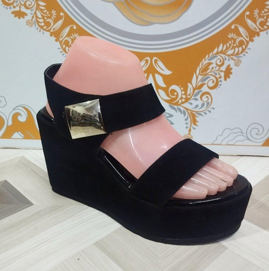 Open toe stylish high wedge 4 inches sandal