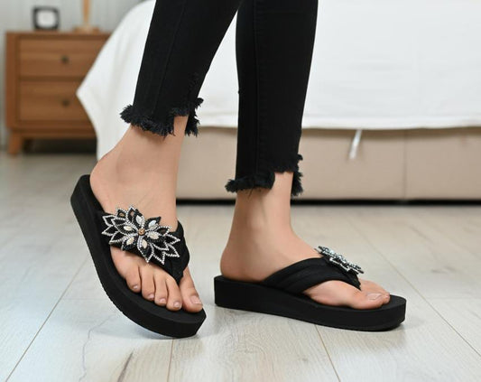 Rhinestones fancy bunch 1 inch thumb slipper flipflop 2931