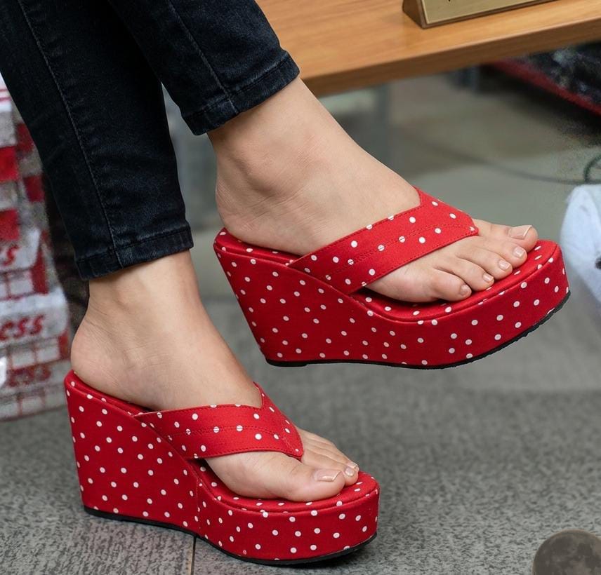 Polka dot printed casual 4 inches high wedge slipper 3049