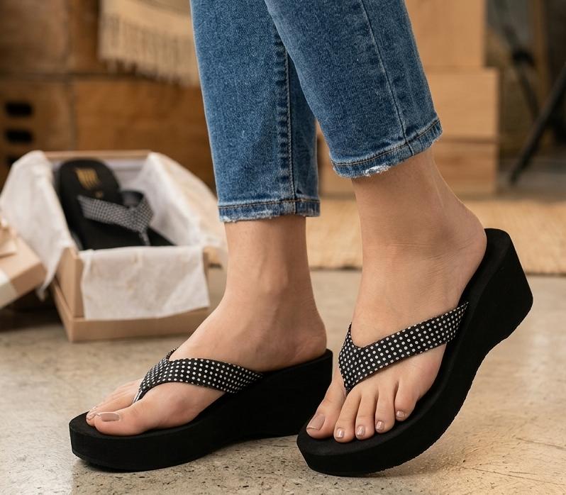 Retro polka dot printed wedge flipflops 3076