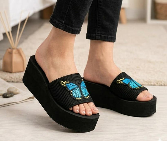 Casual flipflop with butterfly design 2.75 inches high slipper 3052