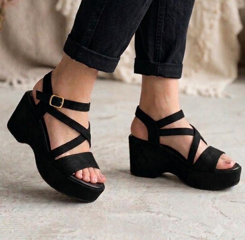Strappy criss cross gold ankle buckle platform wedge sandal 3085