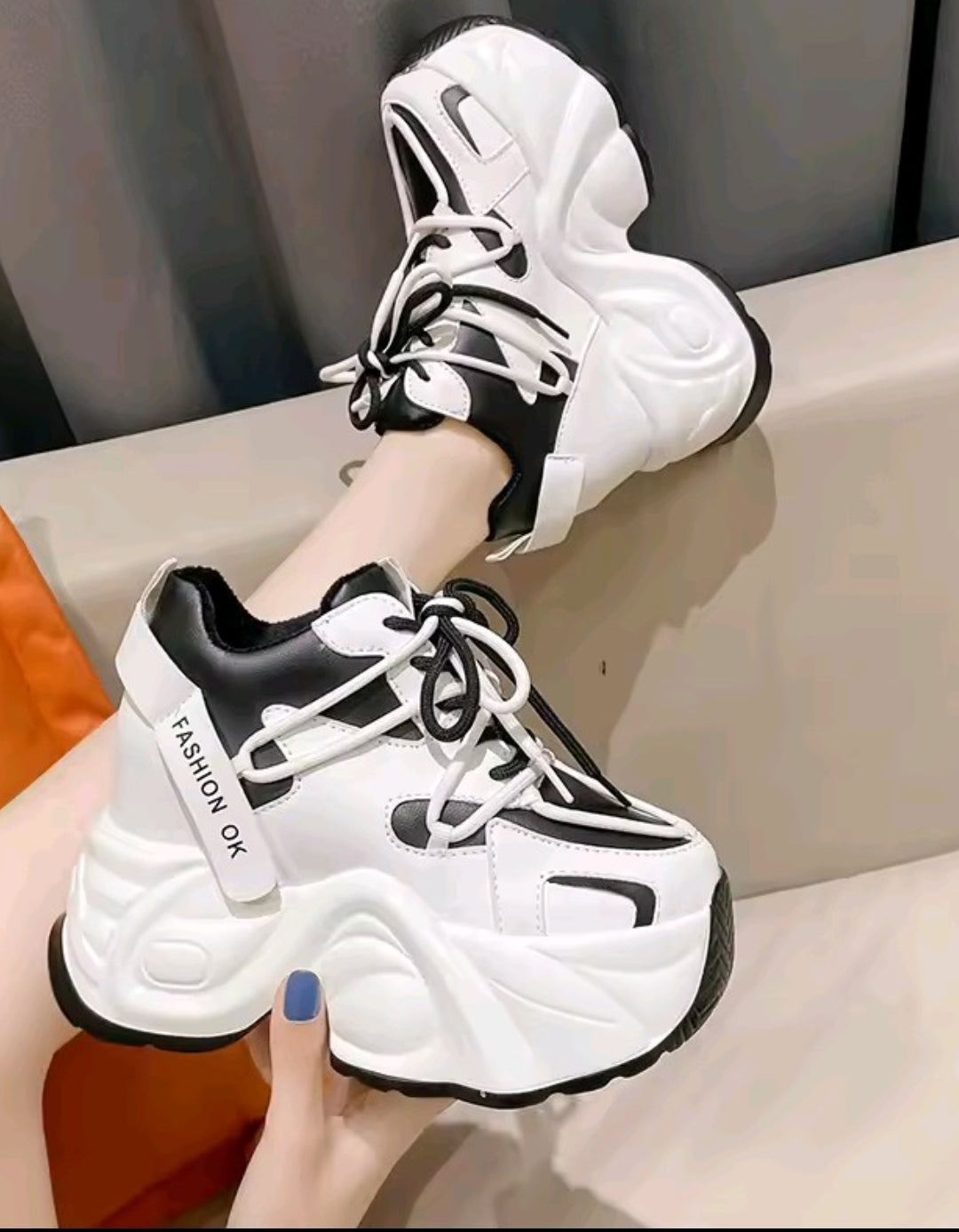 Chunky high fashion wedge stylish 4 inches shoes for girls