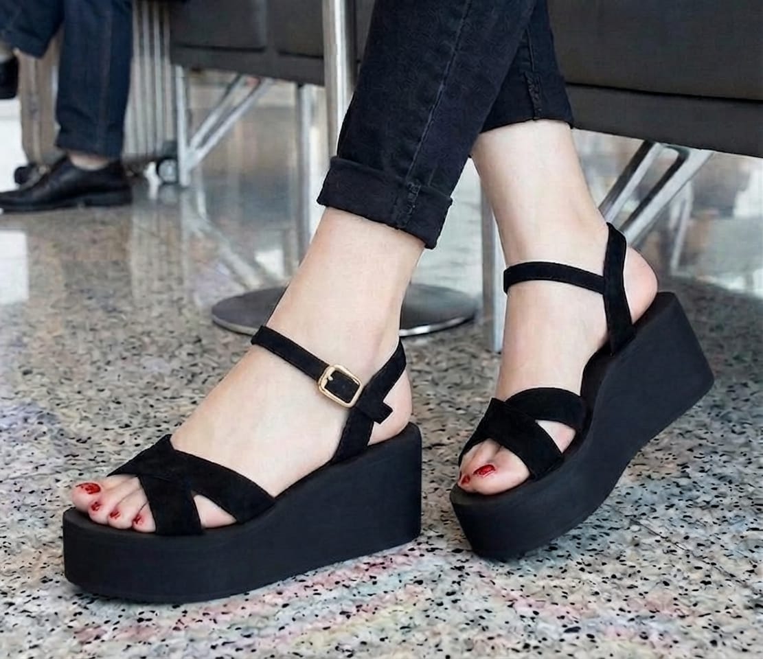 Criss cross faux suede ankle strap platform wedge sandal 3082