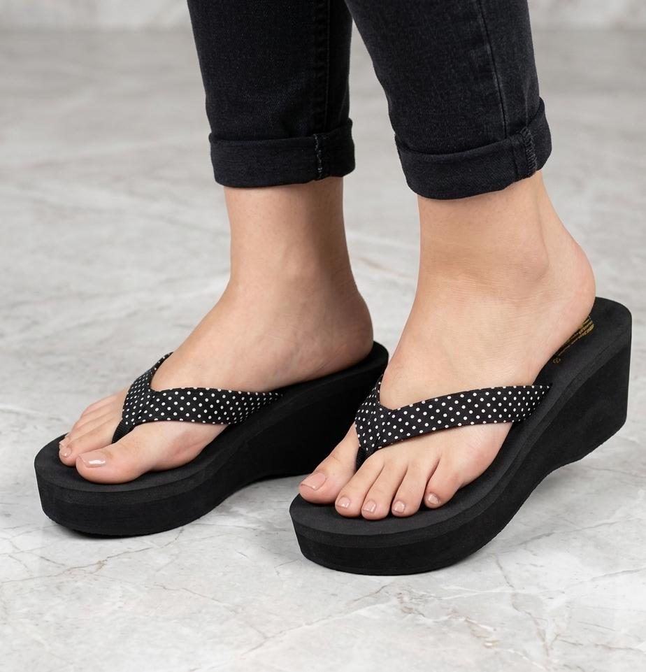 Retro polka dot printed wedge flipflops 3076