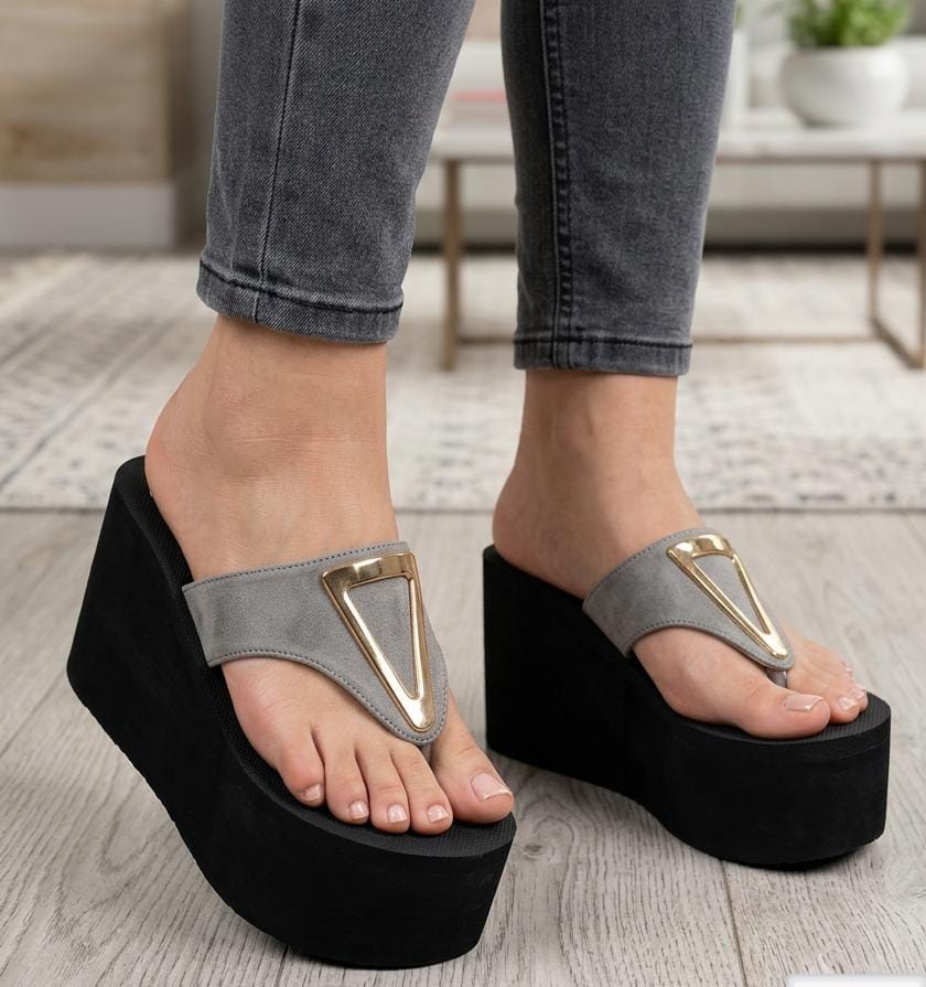 Open toe thick sole high wedge slipper golden buckle 3030